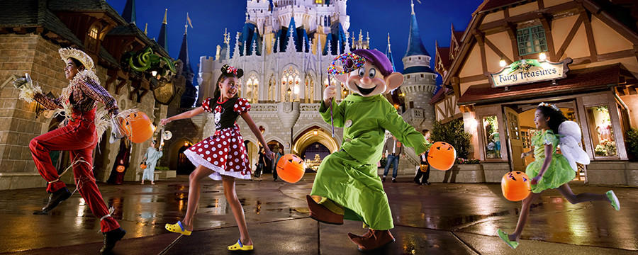 2017 Holiday Party Dates Announced for Halloween and Christmas at Walt Disney World